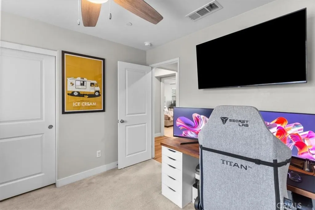 4706 Vanderham Way, Eastvale, California 91752 home-pic-26